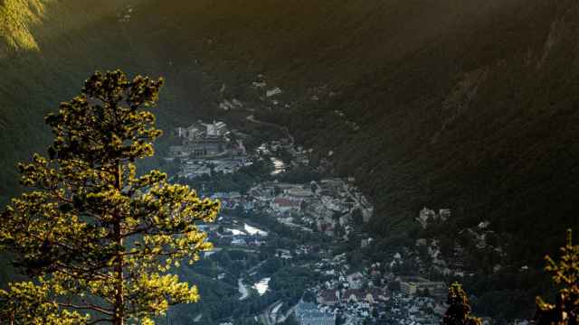 Vista de la ciudad de Rjukan en Noruega