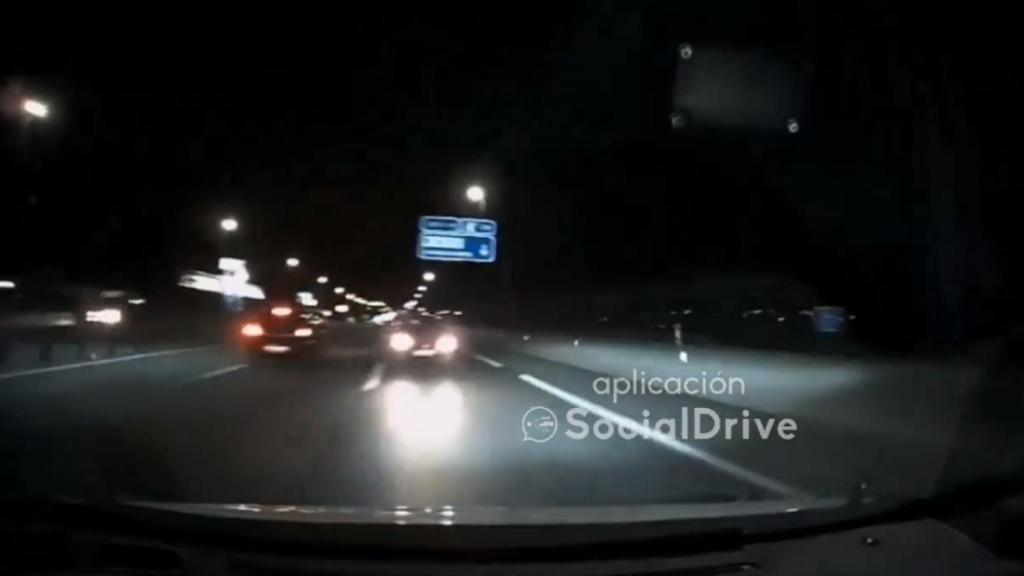 El coche circulando en dirección contraria instantes antes del choque.