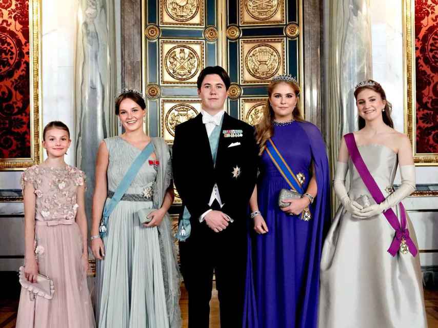 Las futuras reinas de la generación Leonor y el príncipe Christian.