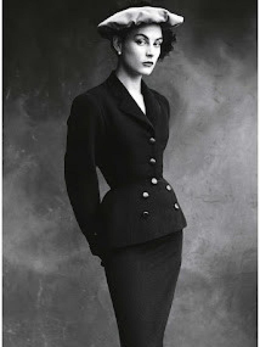 Colette para Balenciaga.