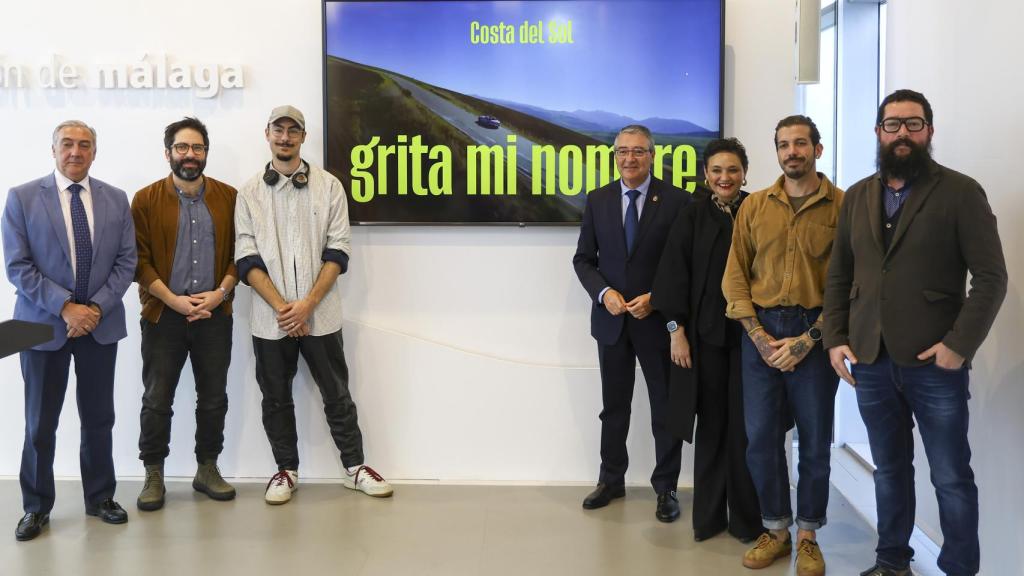 Francisco Salado, Margarita del Cid, Antonio Díaz, Desmelenao y los autores de la campaña.