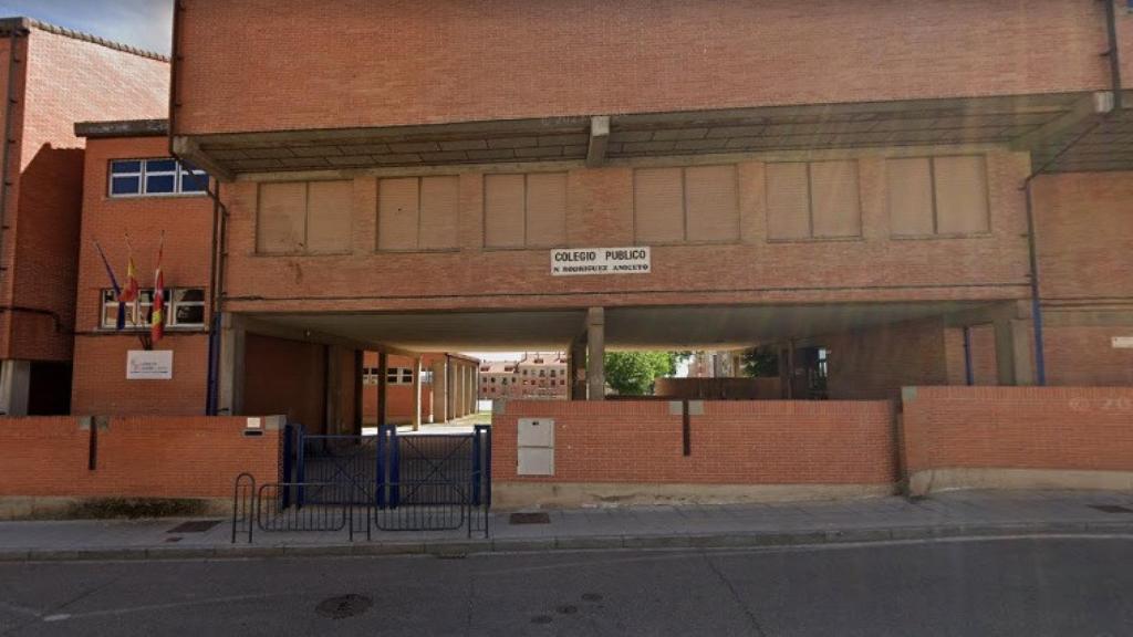 Colegio público Nicolás Rodríguez Aniceto en Pizarrales