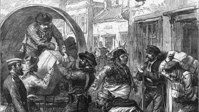 Tropas cantonales saqueando un almacén de víveres en Torrevieja en julio de 1873.