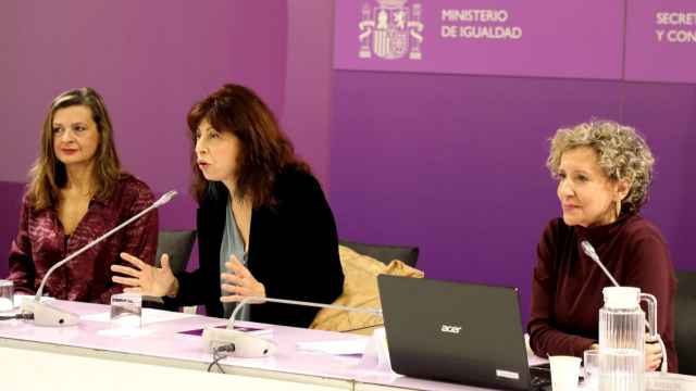 La ministra de Igualdad, Ana Redondo, este jueves en un foto contra la trata.