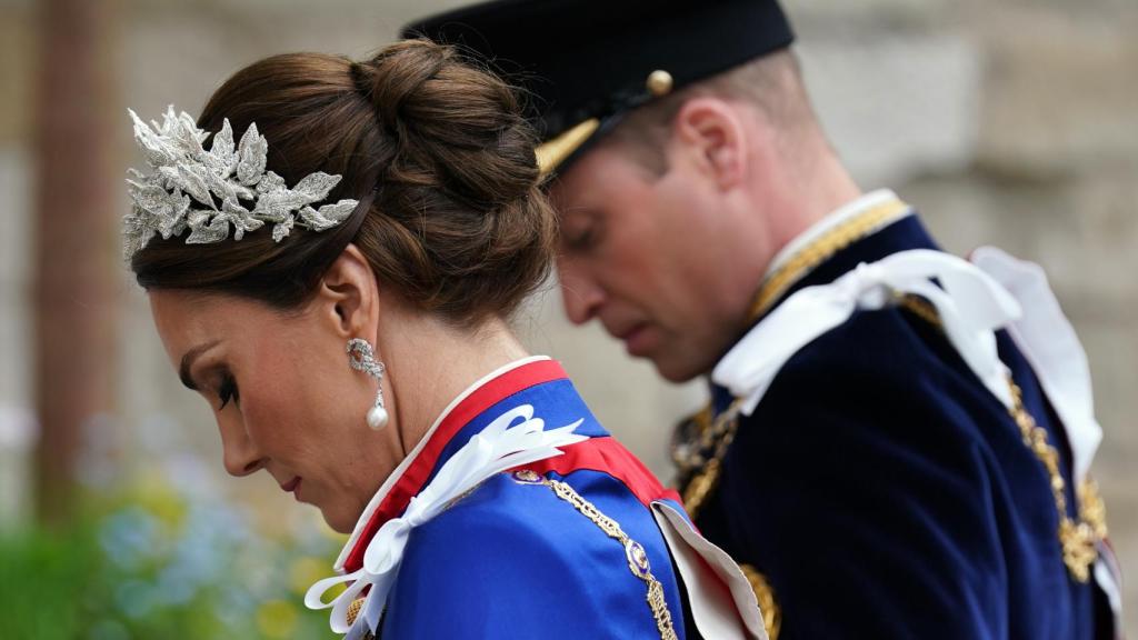 Kate Middleton y el príncipe Guillermo, en la coronación de Carlos III y Camila.