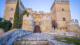 Conoce cuál es el pueblo cerca de Madrid con uno de los castillos mejor conservados que es de los más bonitos de España.