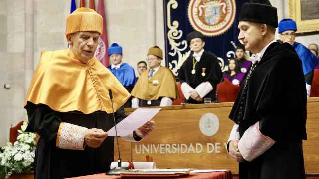 El Alto representante de la UE, Josep Borrell, tras recibir el doctorado honoris causa, este viernes en la Universidad de Valladolid.