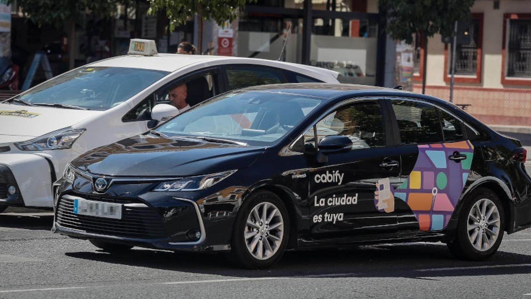 Imagen de archivo de un taxi y un VTC