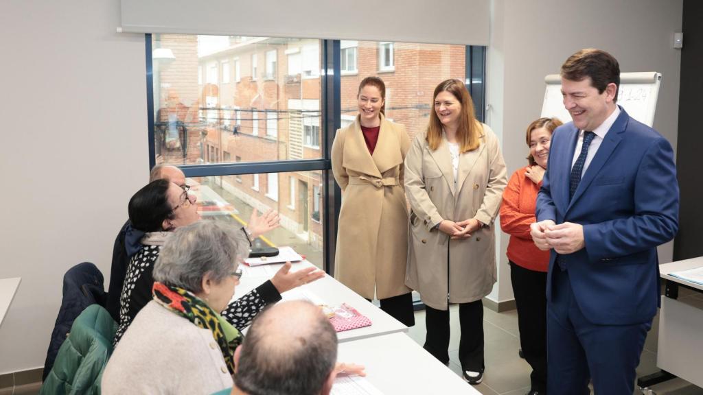 Visita al nuevo centro multiusos de Peñafiel