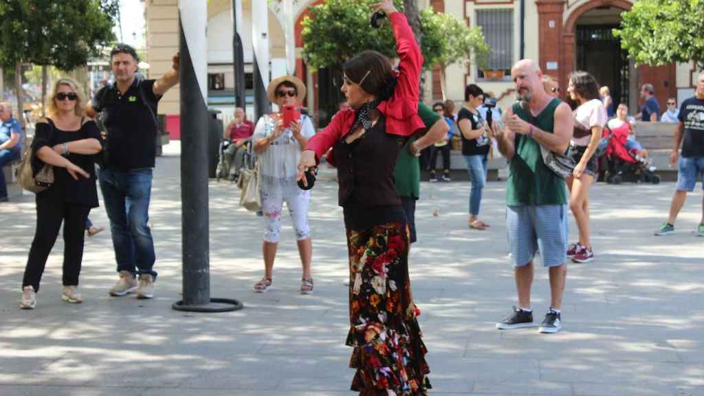 El flamenco es la expresión más pura del folclore andaluz.