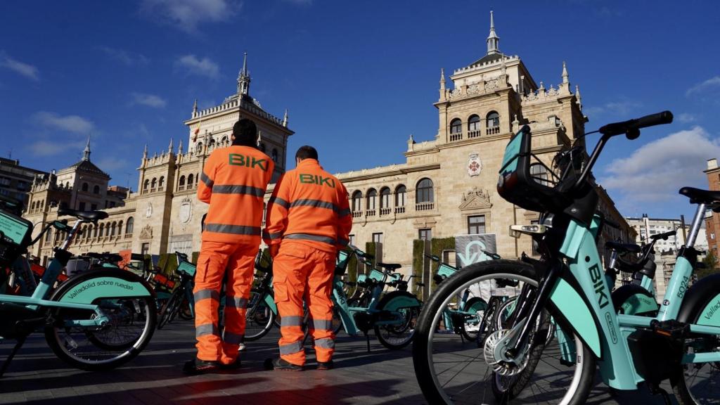 El servicio de alquiler público de bicicletas BIKI fue presentado en febrero del año pasado