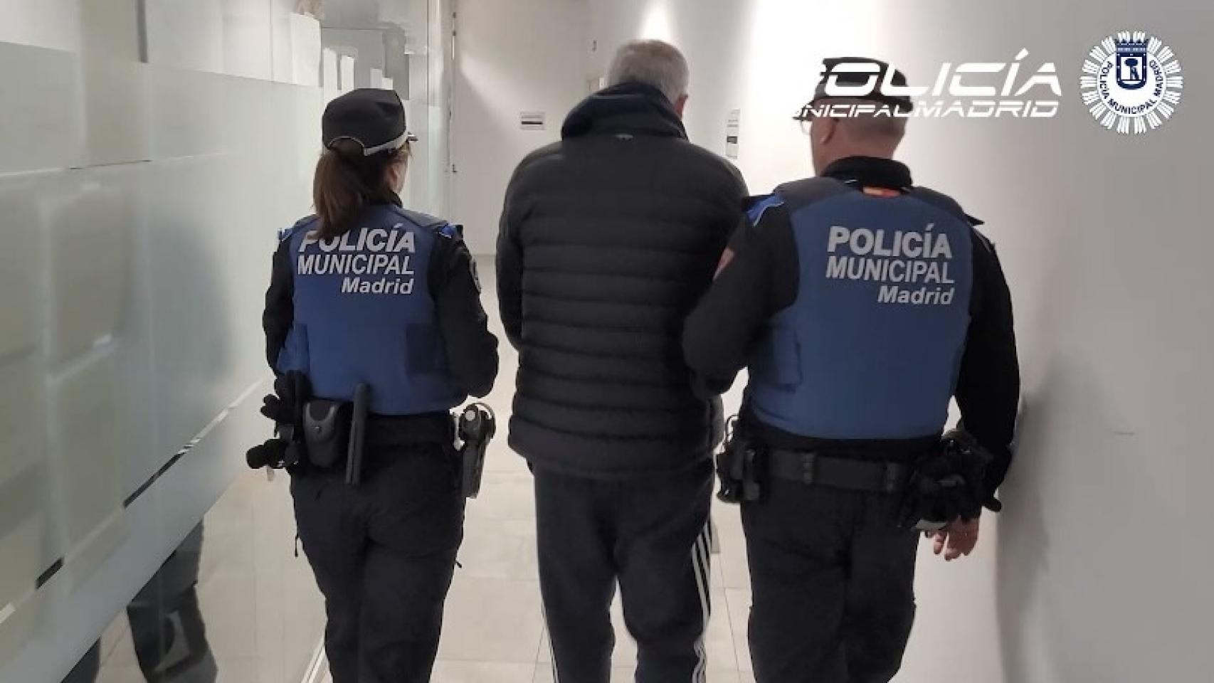 Una imagen del detenido.