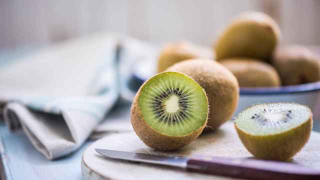 La fruta tropical que tiene má fibra que el kiwi: es rica en antioxidantes y en vitamina C.
