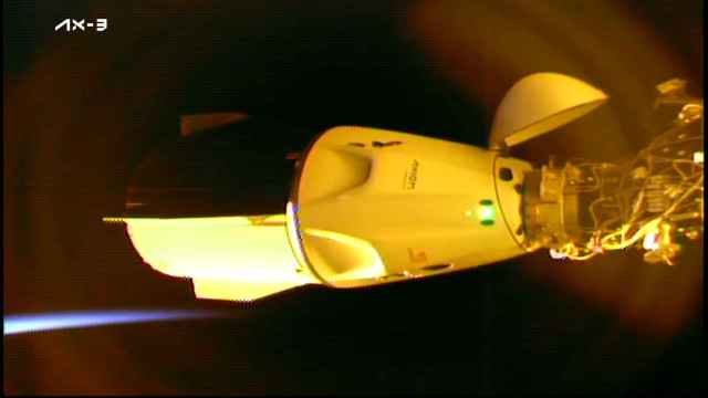 La nave Crew Dragon Freedom acoplada a la Estación Espacial Internacional