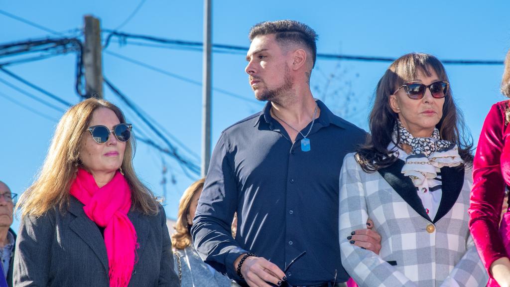 Gabriela Ostos, Jacobo Ostos y Mari Ángeles Grajal.