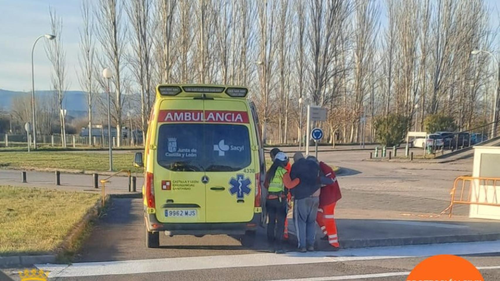 Rescatan a un peregrino que se encontraba indispuesto en el Camino de Santiago