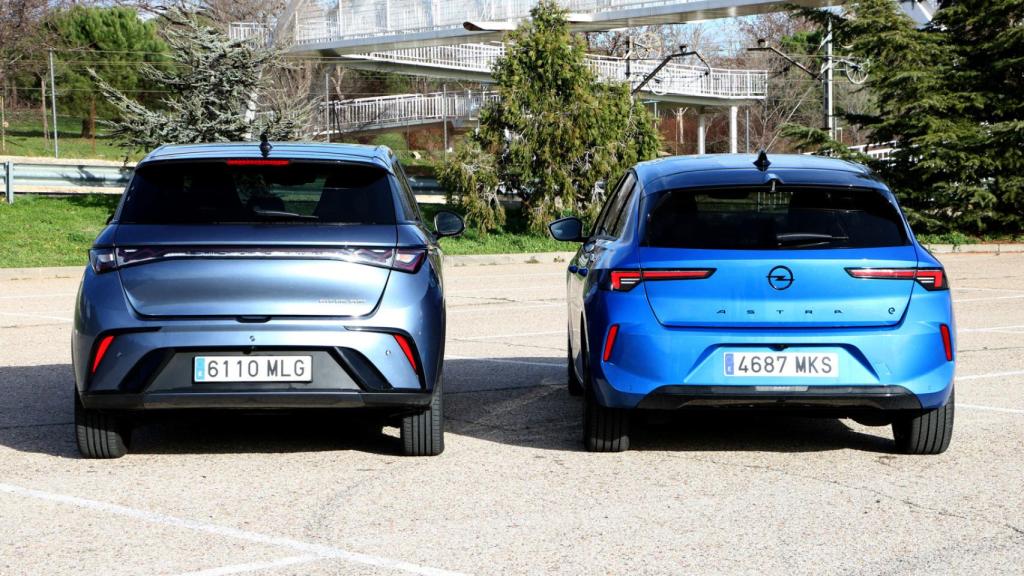 El BYD Dolphin es entre 7.000 y 10.000 euros más accesible que el Opel Astra.