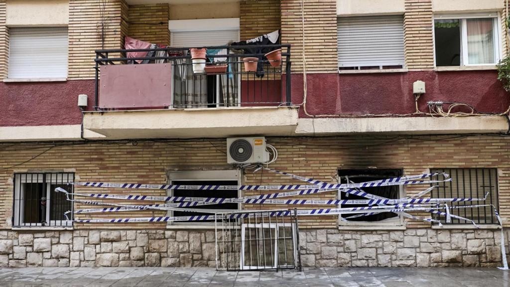 Imagen de la vivienda de Gandia afectada por el incendio