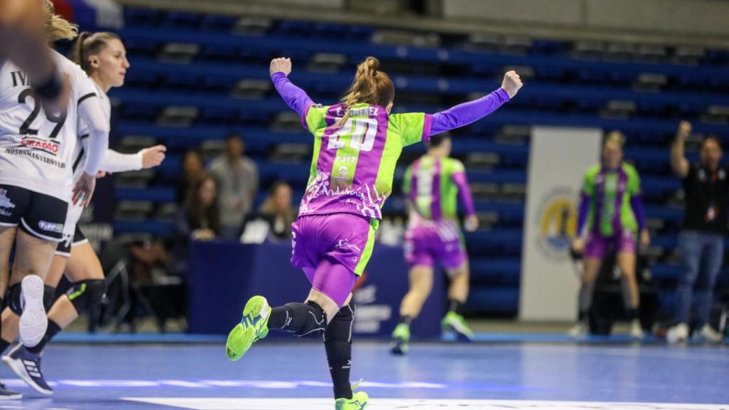 El Balonmano Costa del Sol se hace grande en el Carpena (29-26)