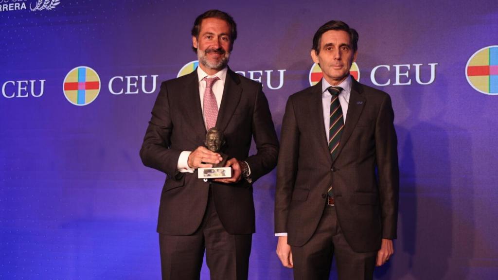 Juanjo Cano, presidente de KPMG en España y José María Álvarez-Pallete, presidente ejecutivo de Telefónica