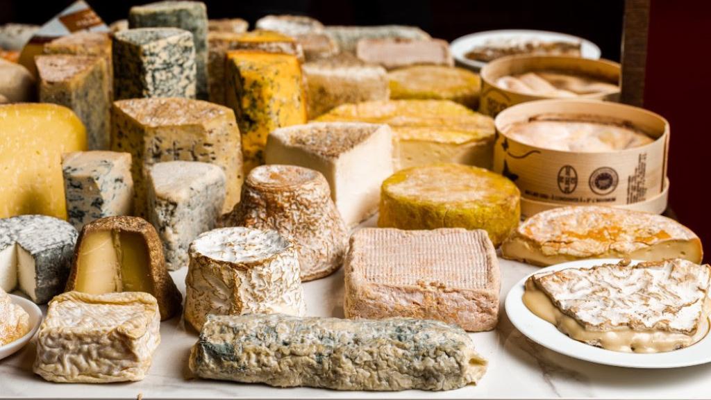 Carro de quesos del restaurante Saddle.