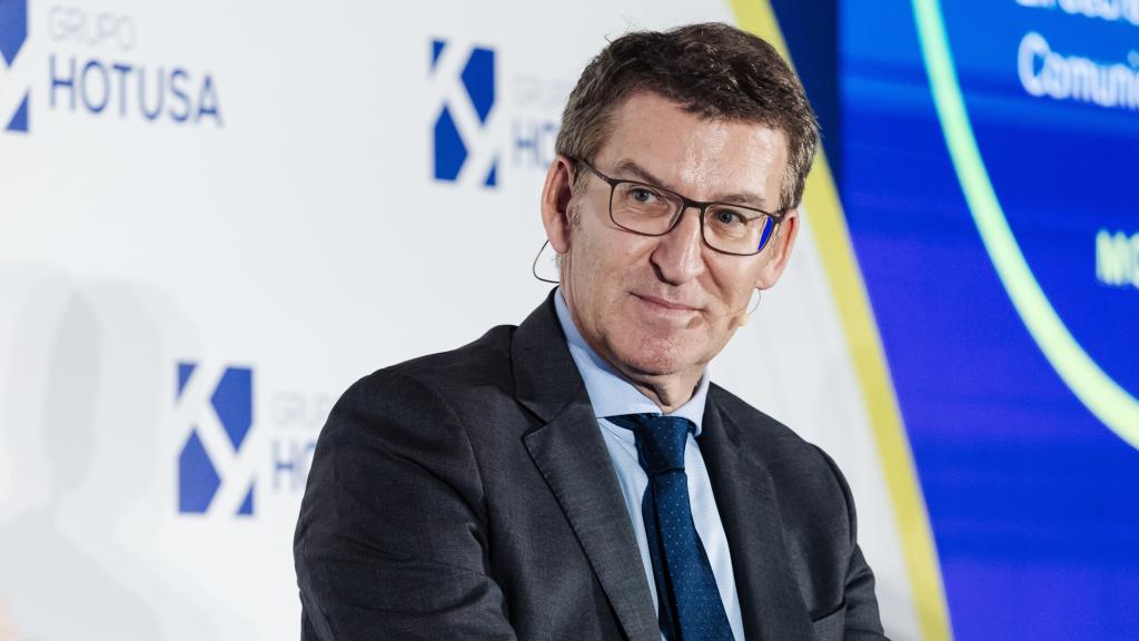 El líder del PP, Alberto Núñez Feijóo, participa en el X Foro de Innovación Turística Hotusa Explora.