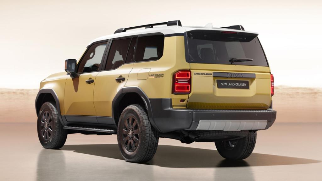 Toyota Land Cruiser.