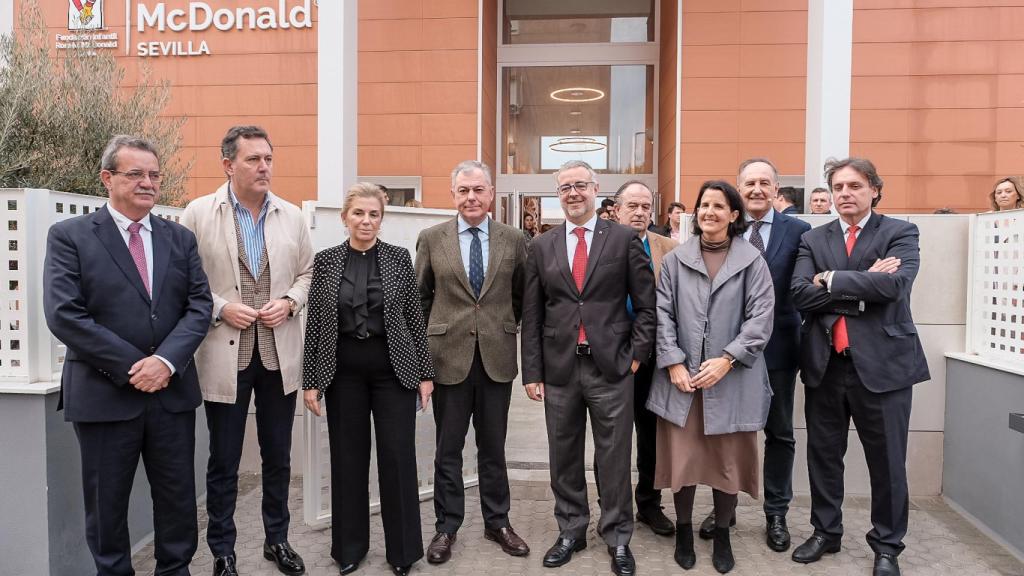 El alcalde, José Luis Sanz, en la inauguración de la casa.
