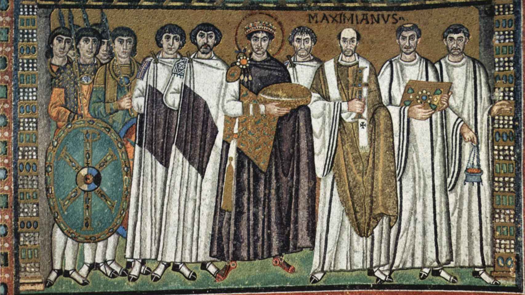 Mosaico en la Iglesia de San Vital en Rávena que muestra a Justiniano y su séquito.  S. VI