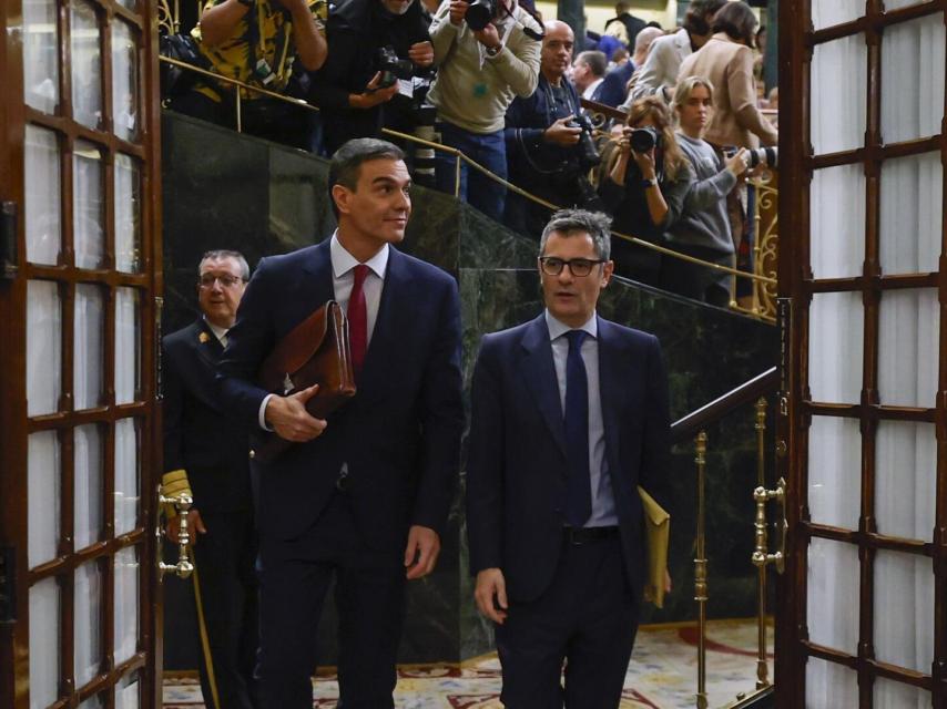 Pedro Sánchez y Félix Bolaños.