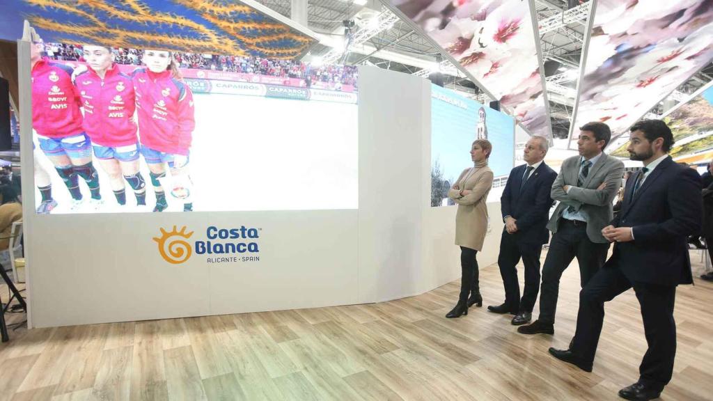 Vista al stand de la Costa Blanca en Fitur 2021.