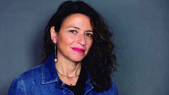 La escritora Karine Tuil. Foto: Francesca Mantovani/Éditions Gallimard