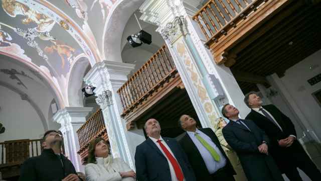 Inauguración de Luz Cuenca en la iglesia de San Miguel con la presencia del presidente Emiliano García-Page