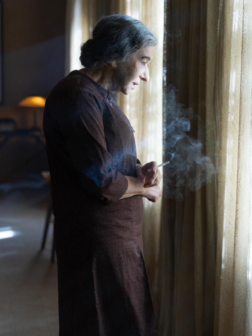 Una irreconocible Helen Mirren como Golda.