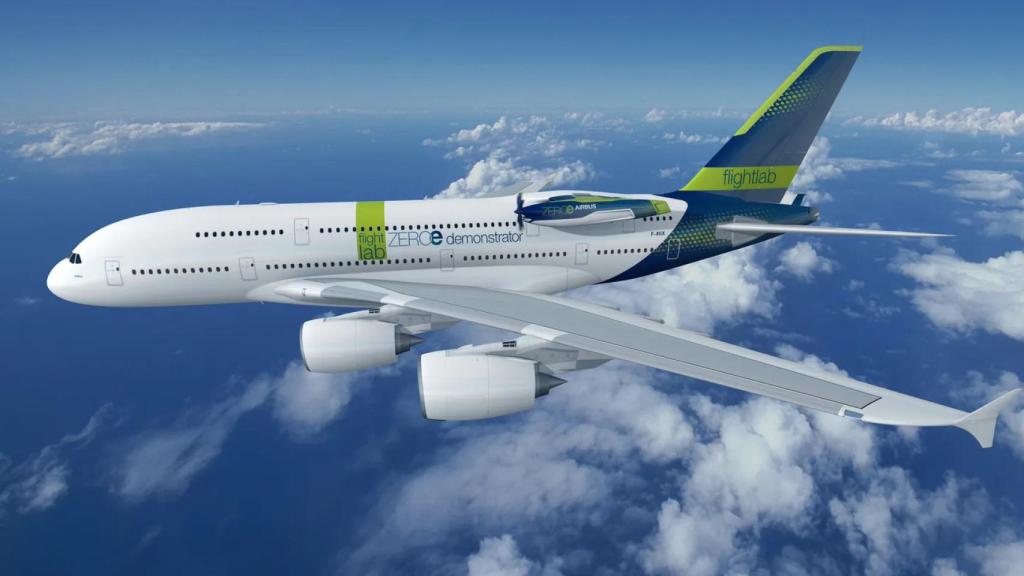 Airbus A380 con el motor integrado en el fuselaje