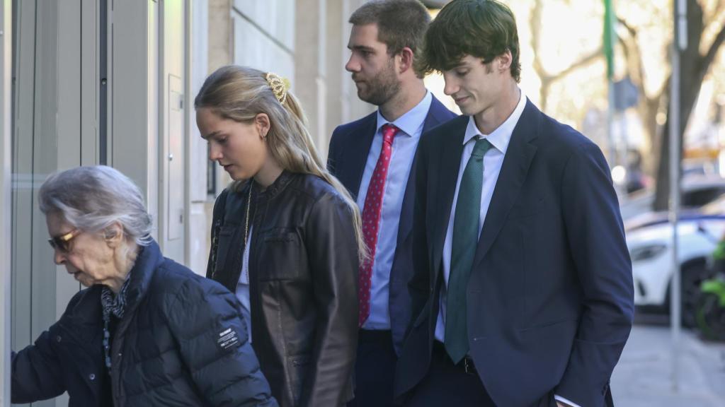 Irene, Pablo y Juan Urdangarin en el cumpleaños de la infanta Elena.