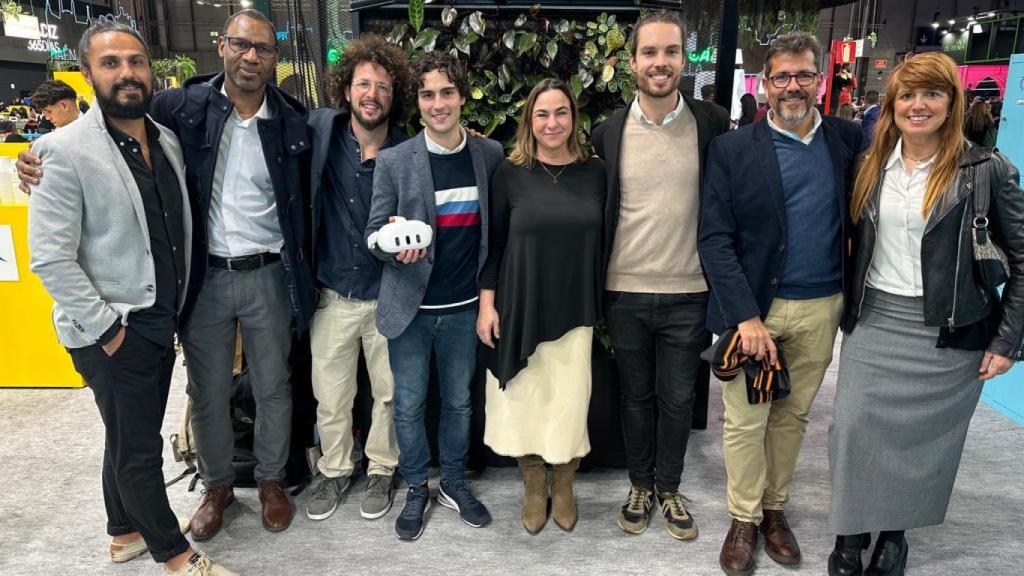 El equipo encargado de la implementación del proyecto, en Fitur.
