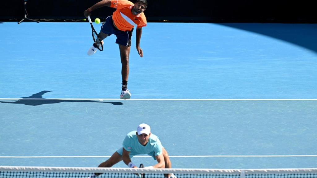 Bopanna, con Ebden.