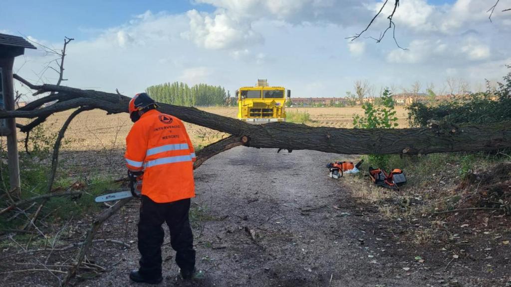 Una actuación de Protección Civil en Laguna de Duero