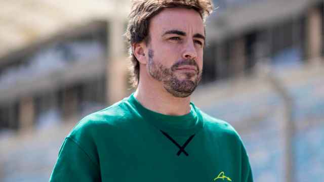Fernando Alonso, piloto del equipo Aston Martin de F1, nuevo embajador de Arcano Partners.