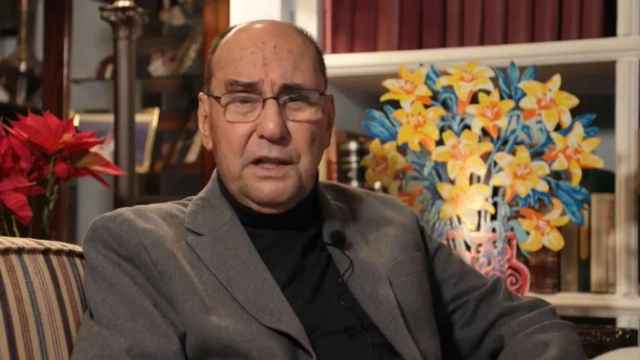 Alejo Vidal-Quadras reaparece en un video tras su atentado el pasado mes de noviembre.