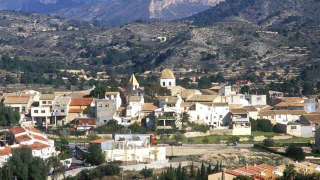 Entre montañas se encuentra la pequeña localidad de Aigües, la segunda más rica de la Comunitat Valenciana.