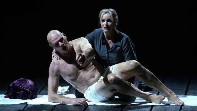 Erika Sunnegårdh (Regan) y Bo Skovhus (Lear) en un momento de la ópera. Foto: Javier del Real