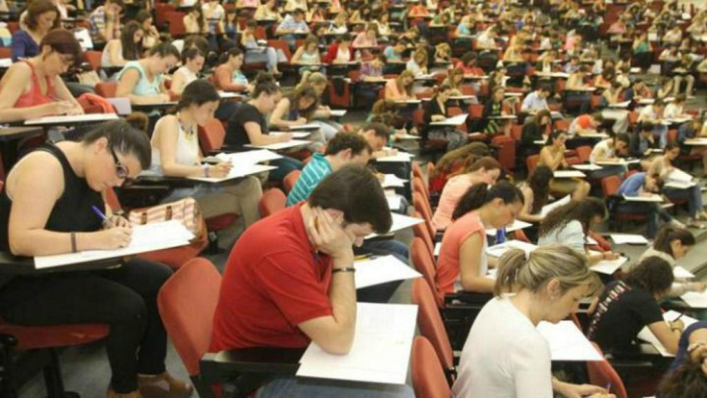 Oposiciones en Castilla-La Mancha. Imagen de archivo