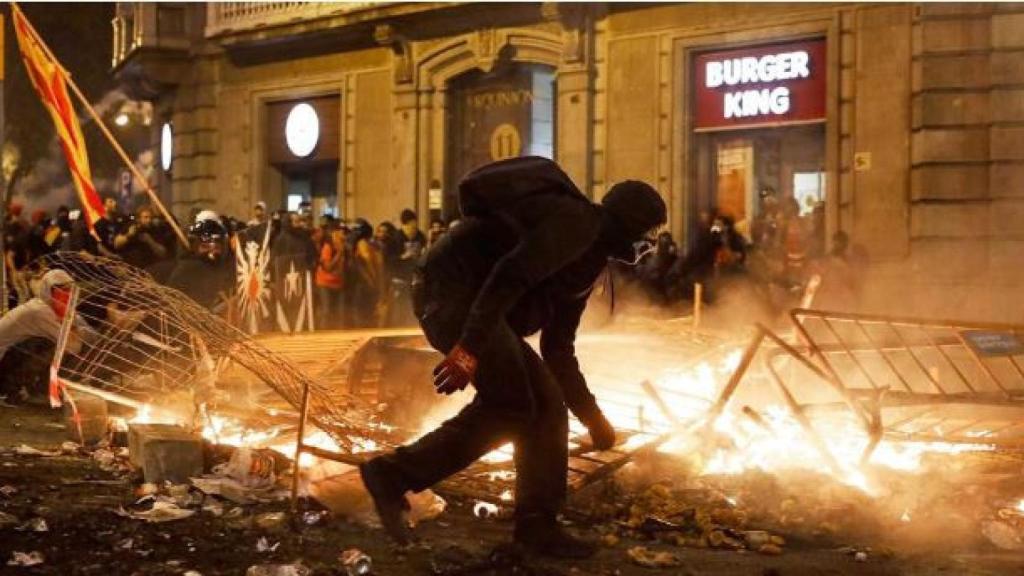 Disturbios en Barcelona el 18 de octubre de 2019.