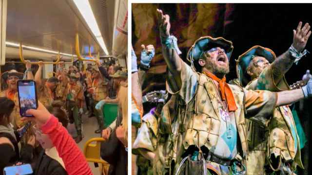 La actuación sorpresa de la Comparsa de Tarifa en el Metro de Málaga, viral en TikTok.