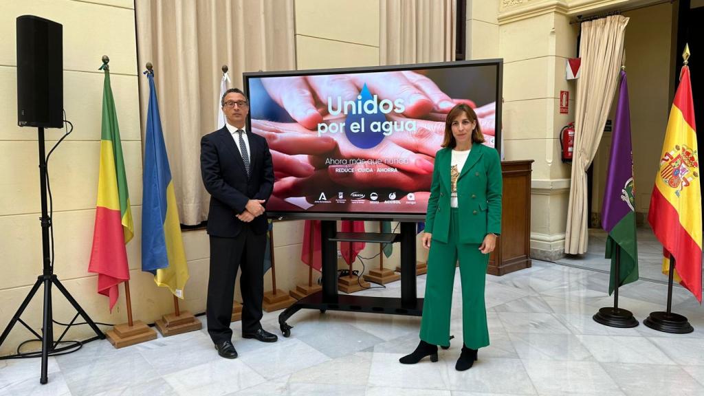 Málaga controlará el gasto de agua de los 100 mayores consumidores.