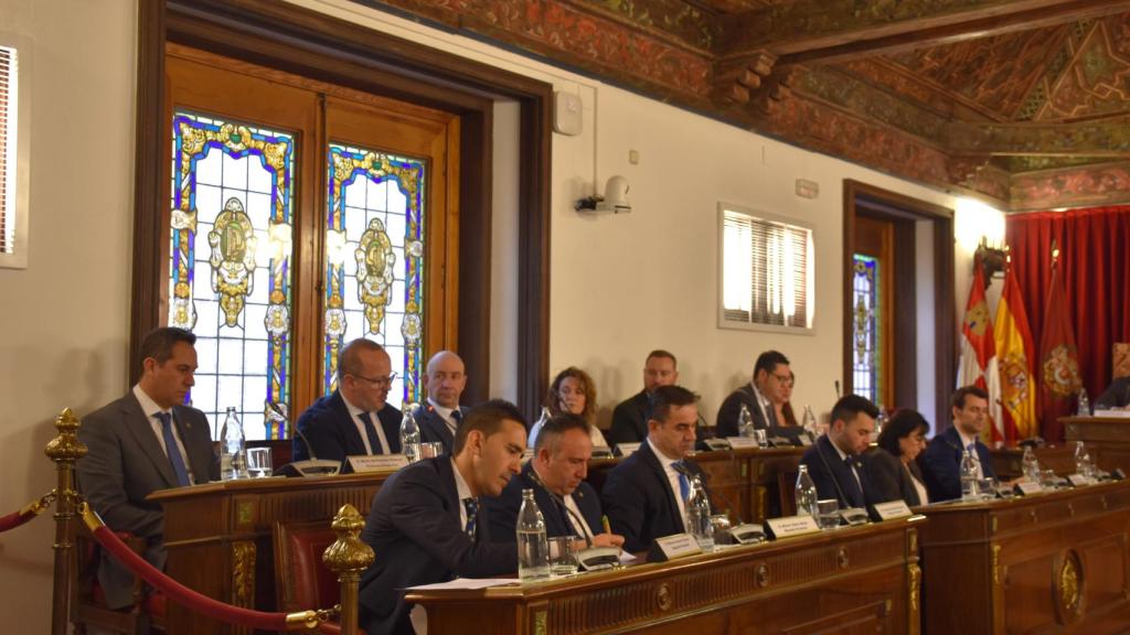 Los grupos provinciales PP y Vox