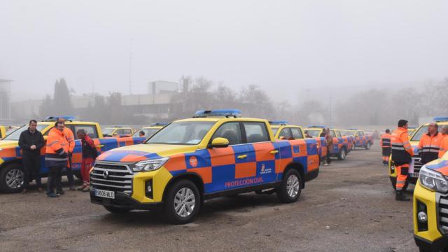 Imagen de efectivos y vehículos de la Agencia de Protección Civil de la Junta de Castilla y León