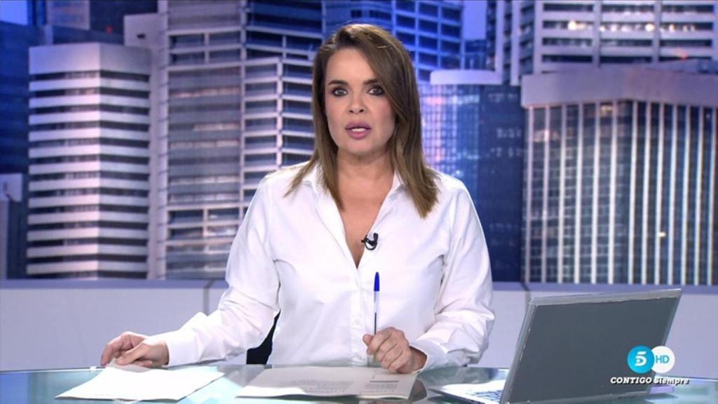 Carme Chaparro en 'Informativos Telecinco'.